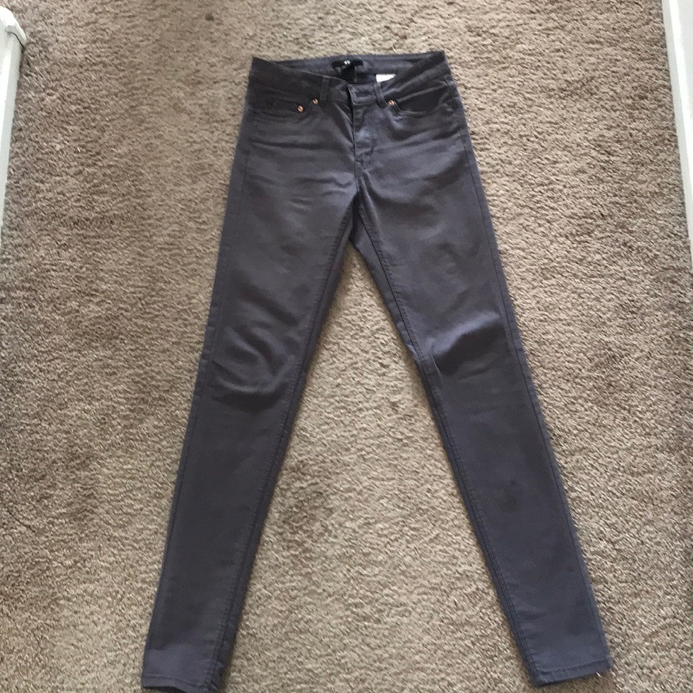 H&M womens petite gray pants - skinny